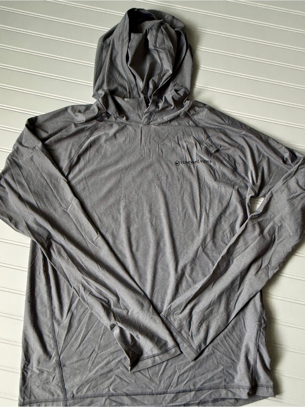 Vineyard Vines Men's Light Gray Hooded Long-Sleeve Pullover